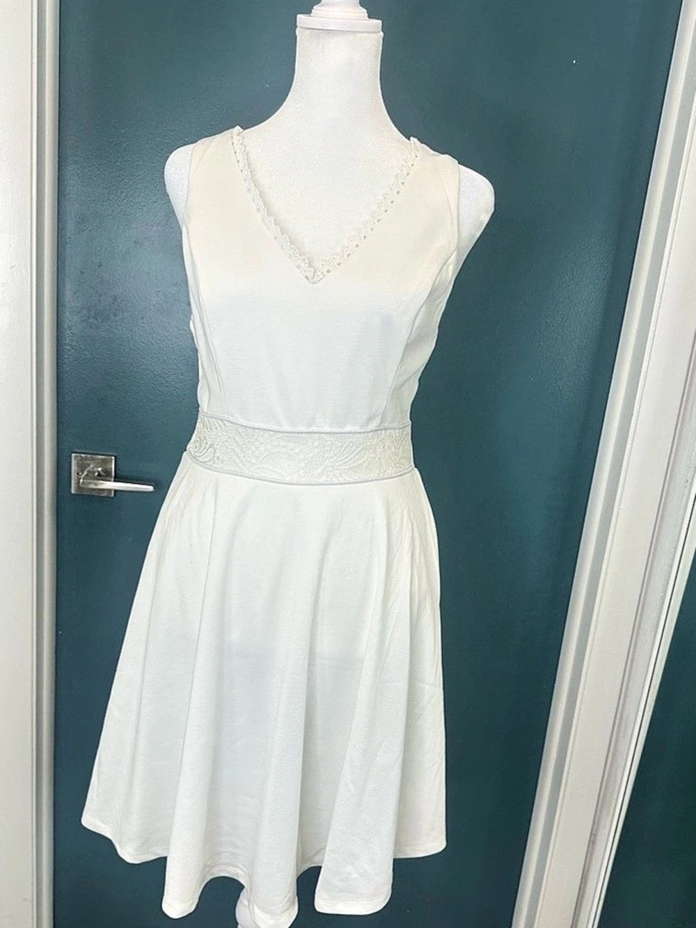 🌺White Mini Dress 🌺